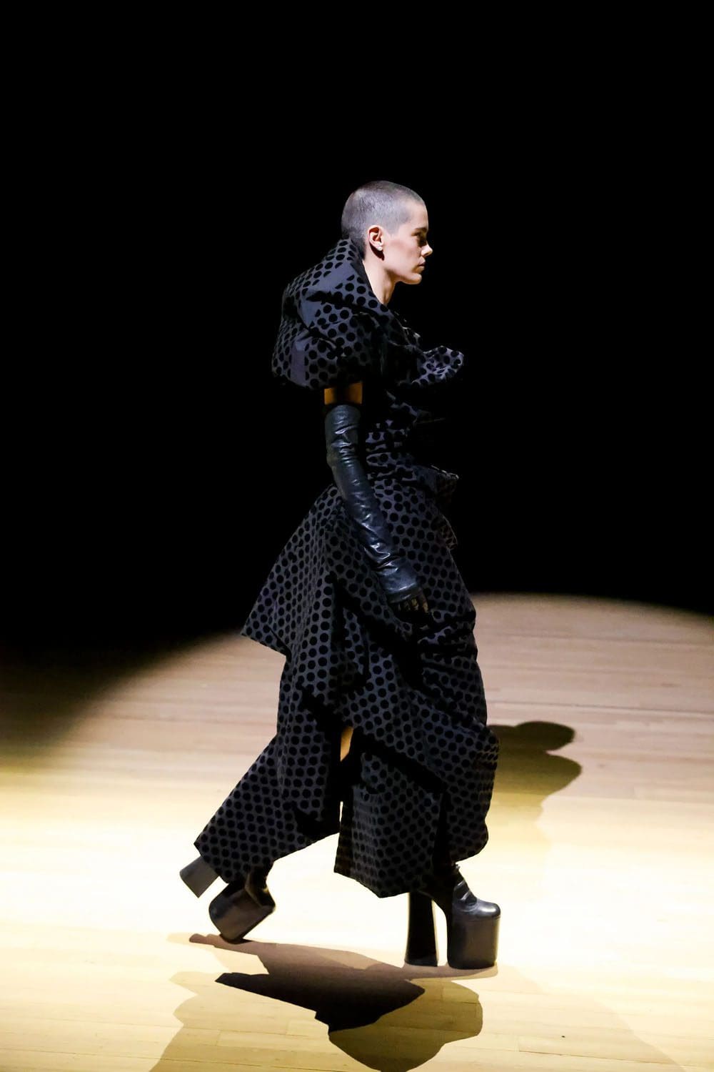マークジェイコブス 春 2023 ニューヨーク Runway 雑誌51