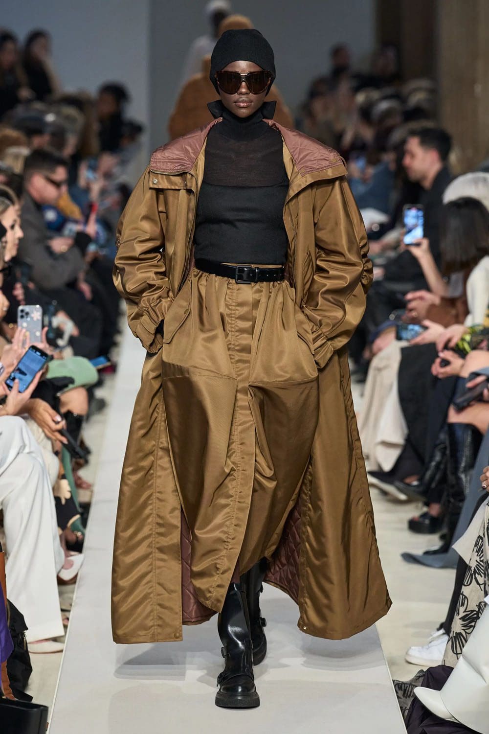 Max Mara Fall Winter 2023 2024 Runway Magazine 15