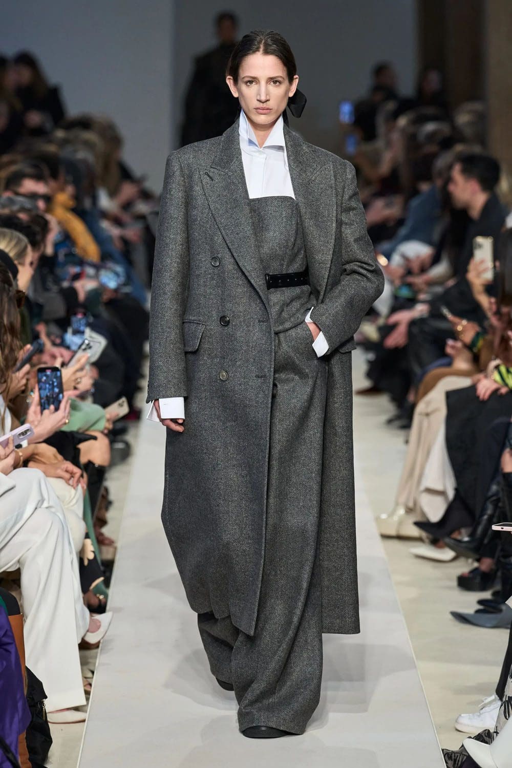 Max Mara Fall Winter 2023 2024 Runway Magazine 28
