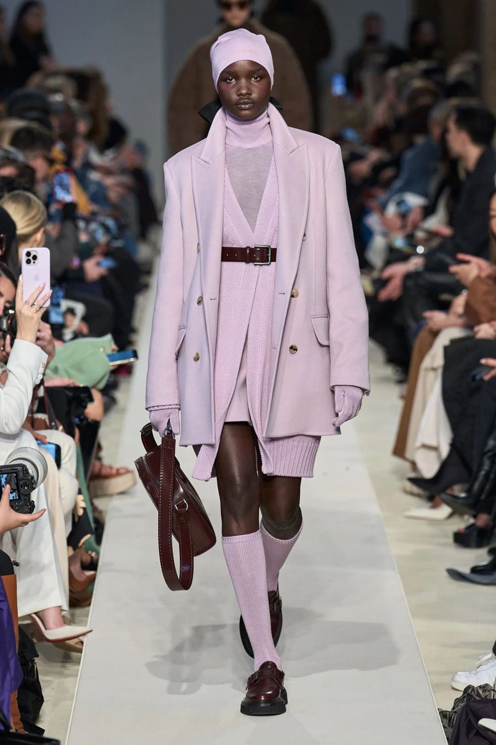 Max Mara Fall Winter 2023 2024 Runway Magazine 35