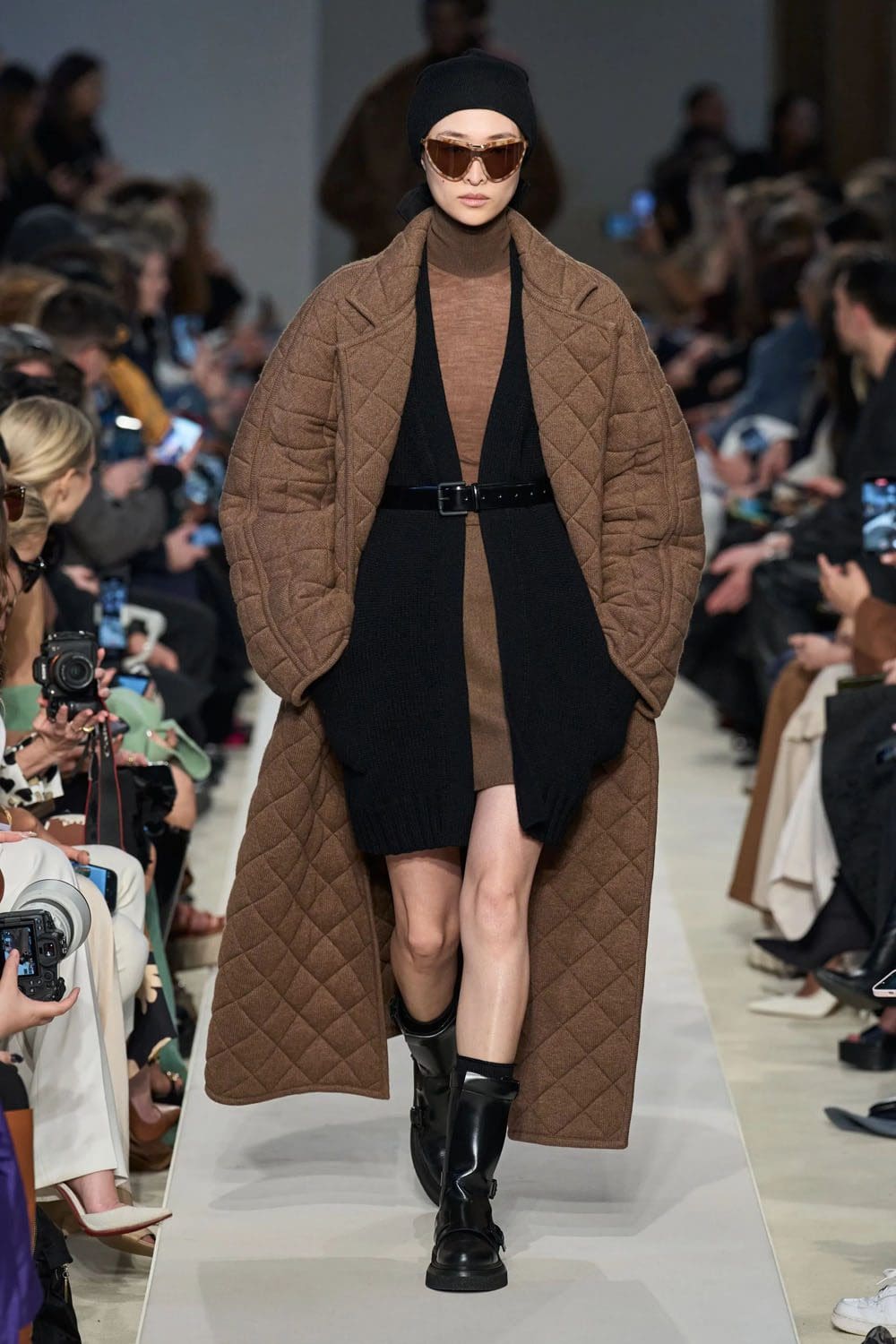 Max Mara Fall Winter 2023 2024 Runway Magazine 36
