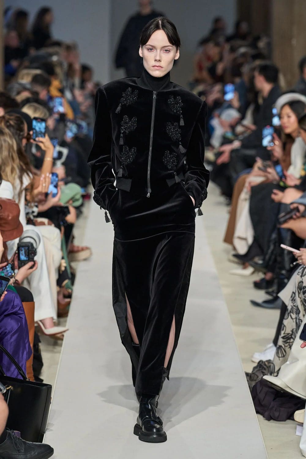 Max Mara Fall Winter 2023 2024 Runway Magazine 40