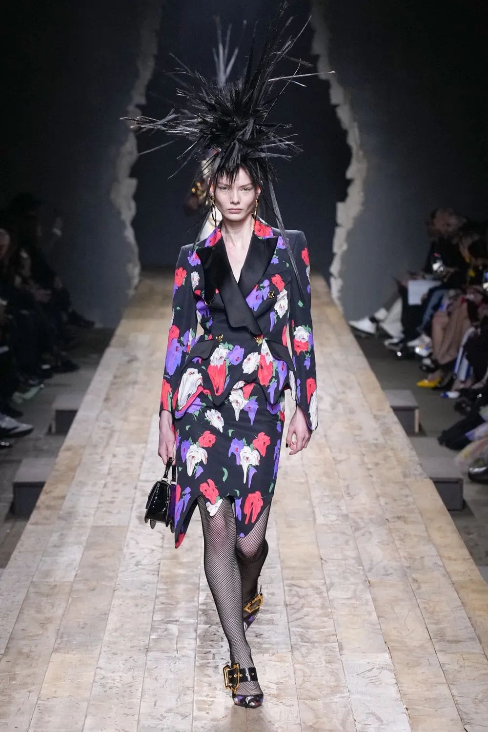 Moschino Herbst Winter 2023 2024 Milan Runway 13 Magazin