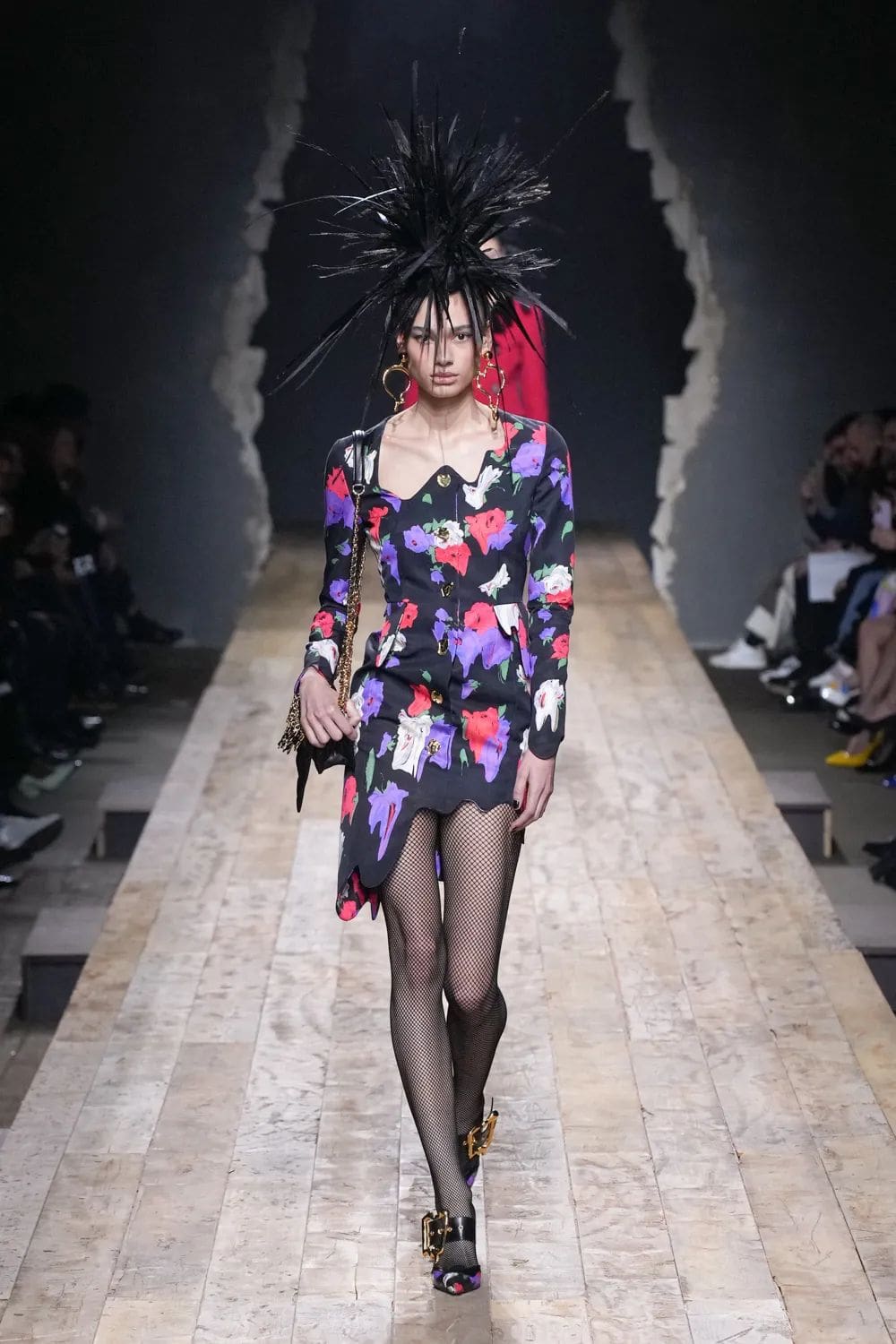 Moschino Herbst Winter 2023 2024 Milan Runway 15 Magazin