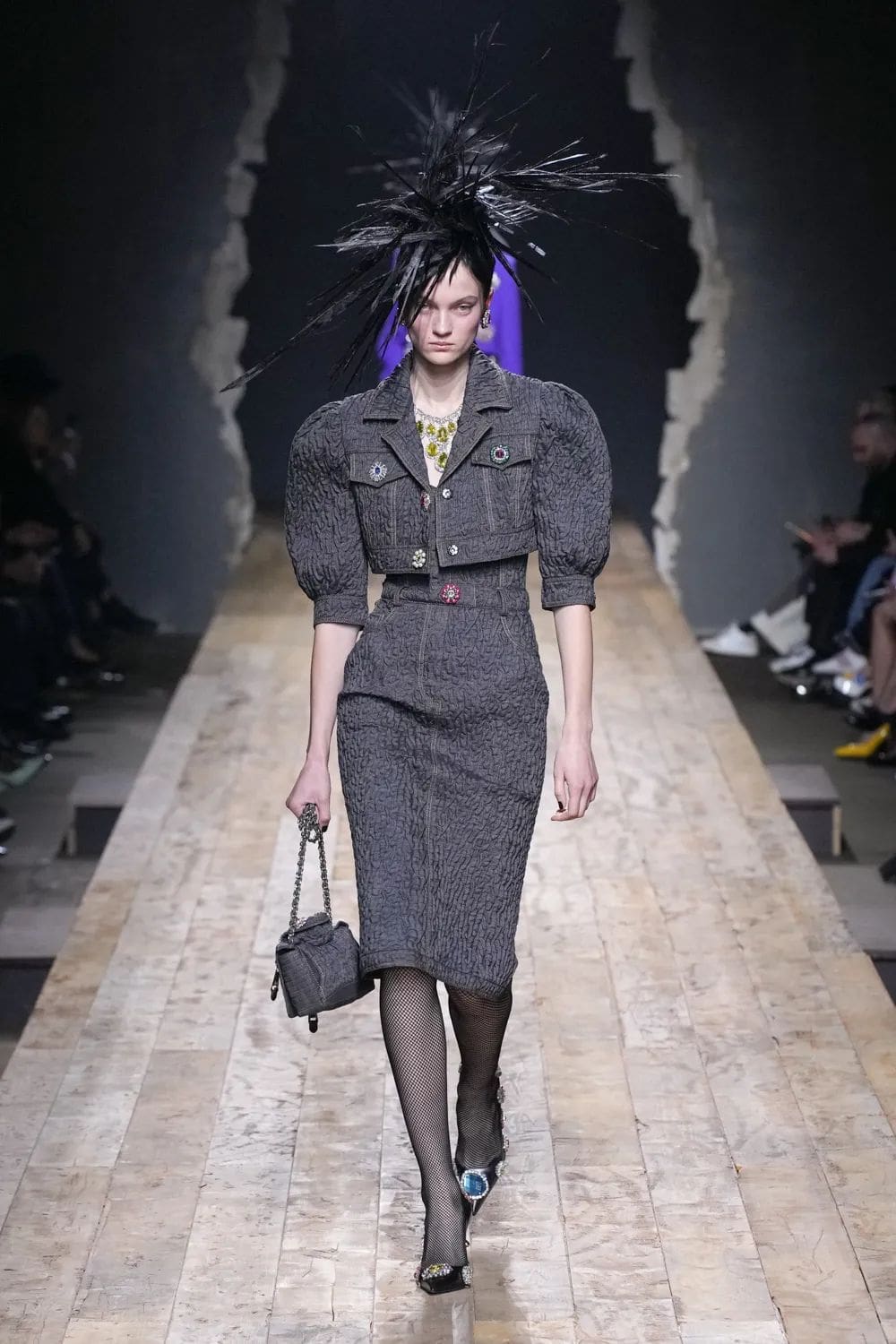 Moschino Herbst Winter 2023 2024 Milan Runway 21 Magazin