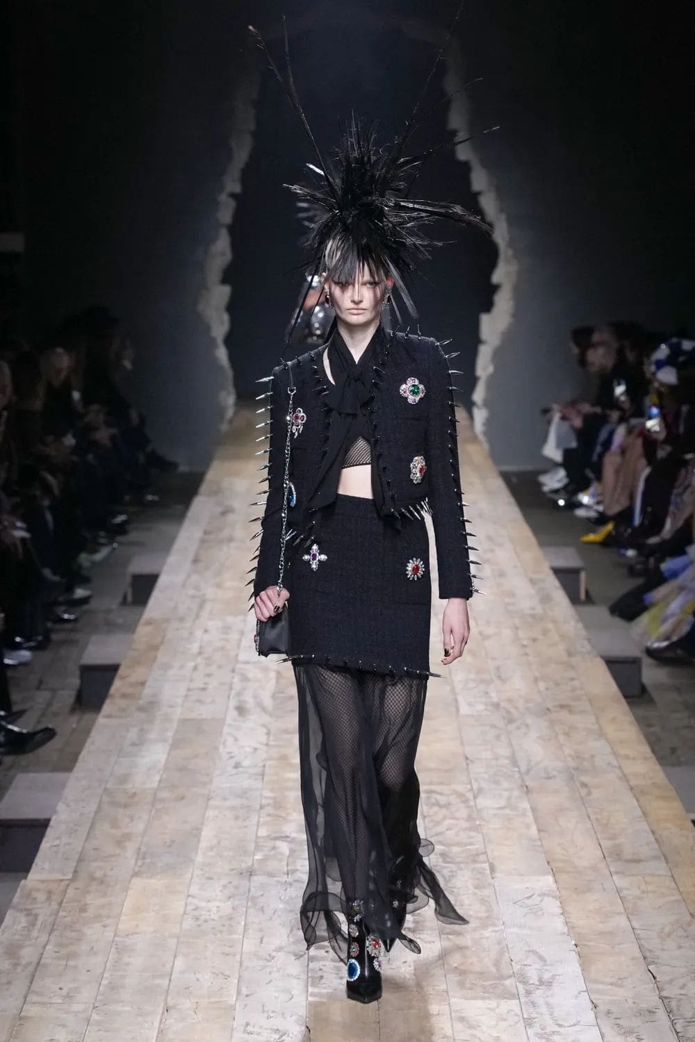 Moschino Herbst Winter 2023 2024 Milan Runway 26 Magazin