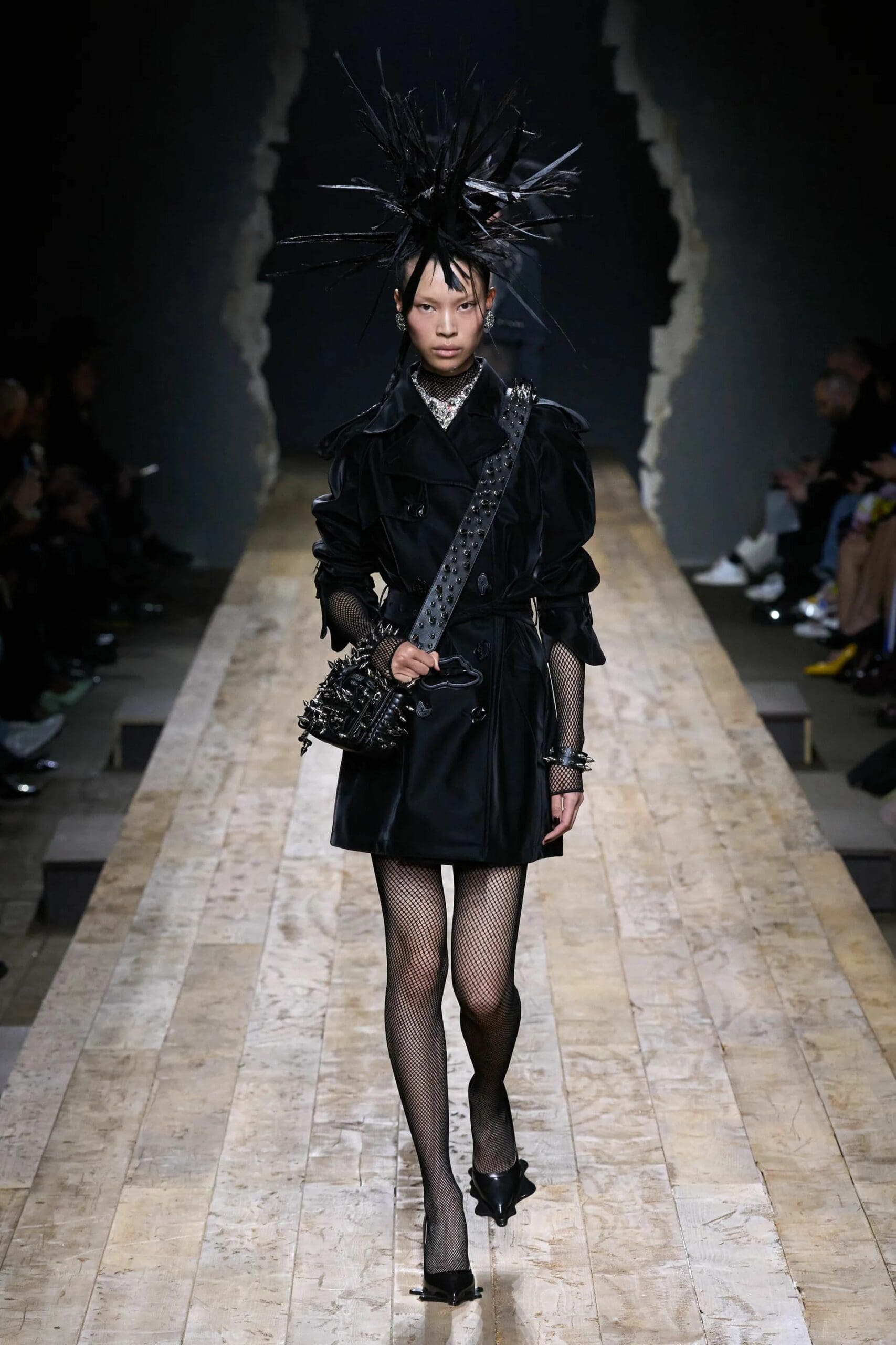 Moschino Herbst Winter 2023 2024 Milan Runway 28 Magazin