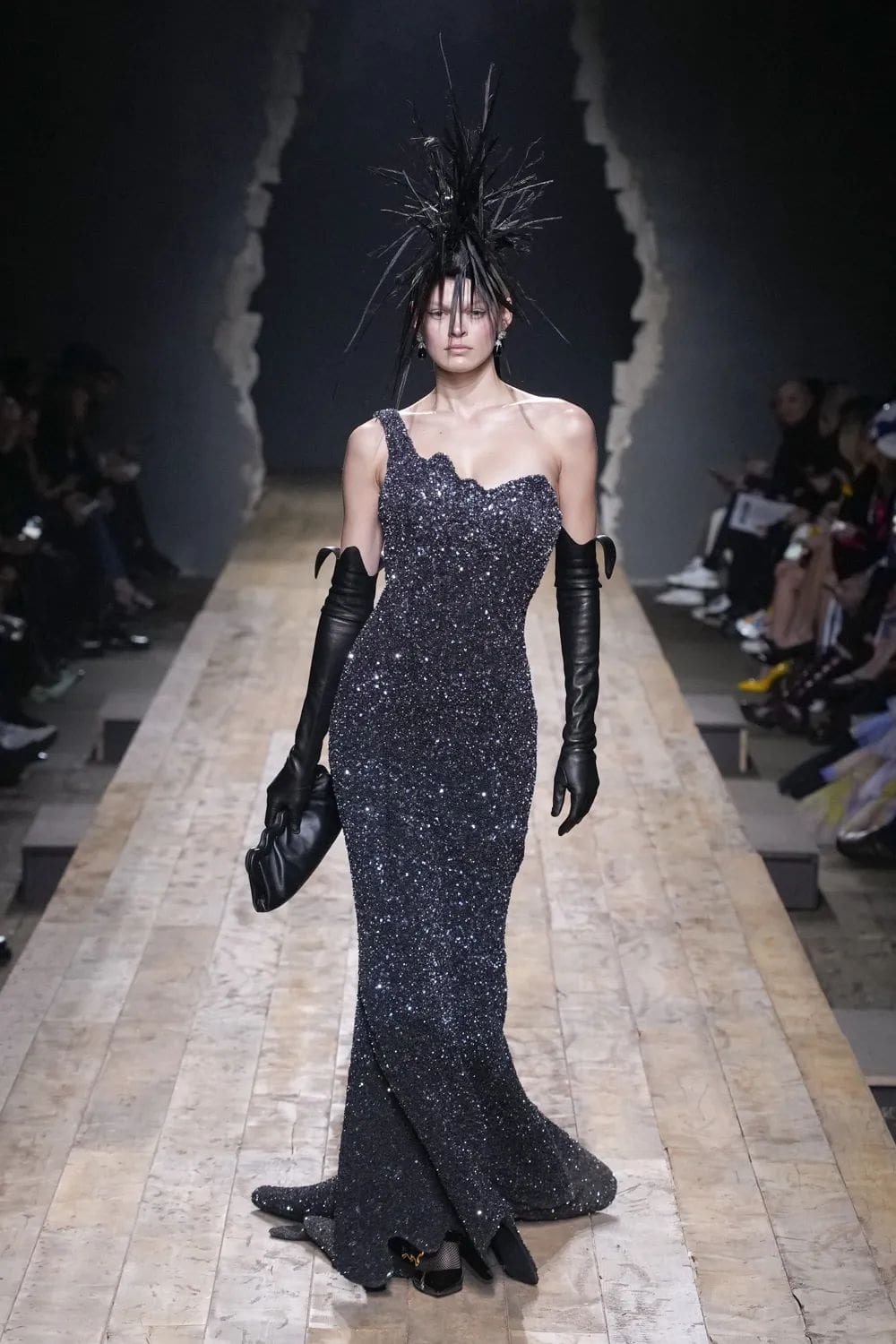 Moschino Herbst Winter 2023 2024 Milan Runway 50 Magazin