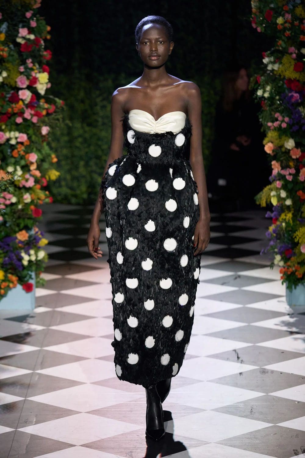Richard Quinn Fall Winter 2023 2024 London Runway Magazine 25