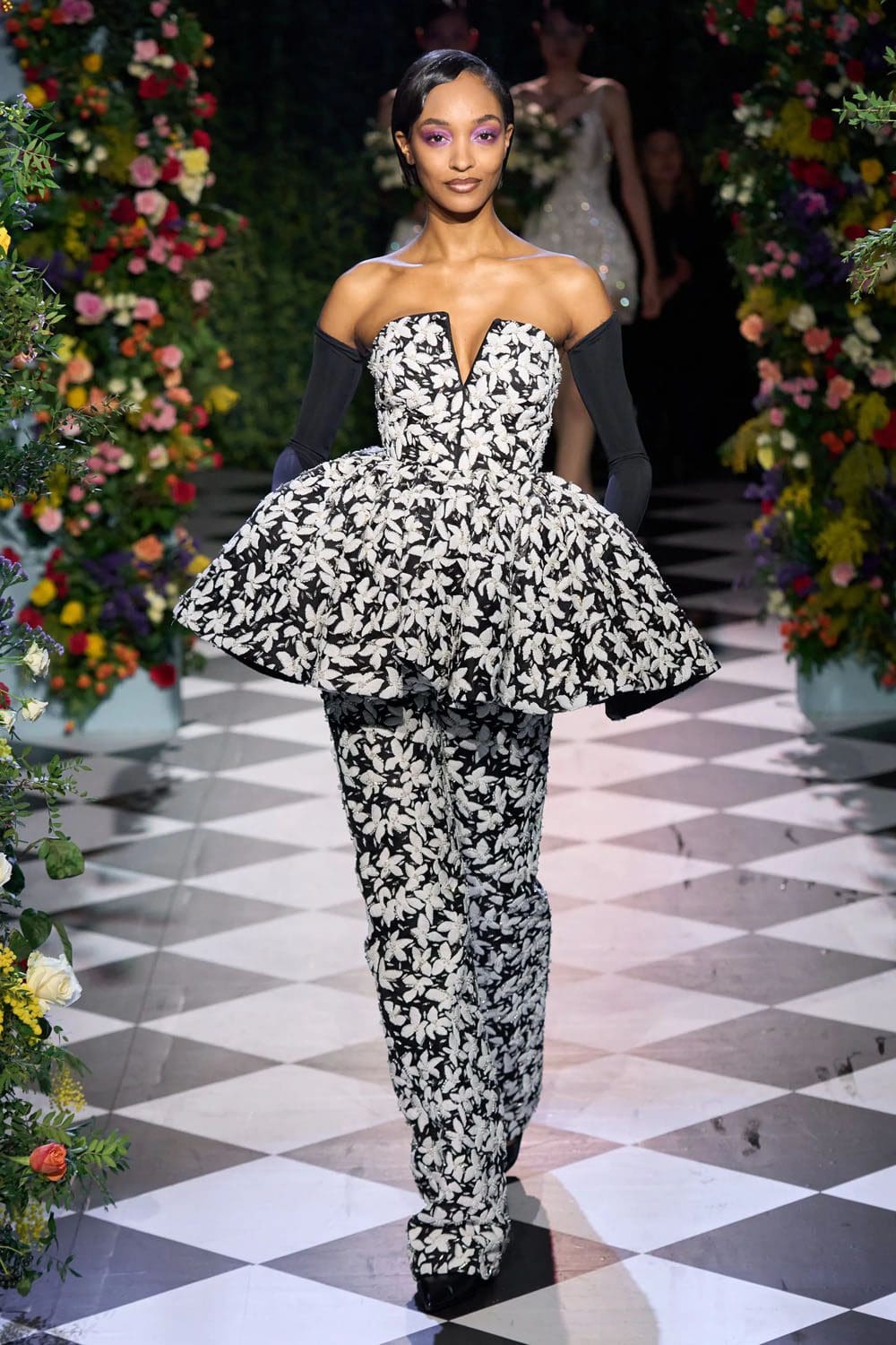 Richard Quinn Fall Winter 2023 2024 London Runway Magazine 28