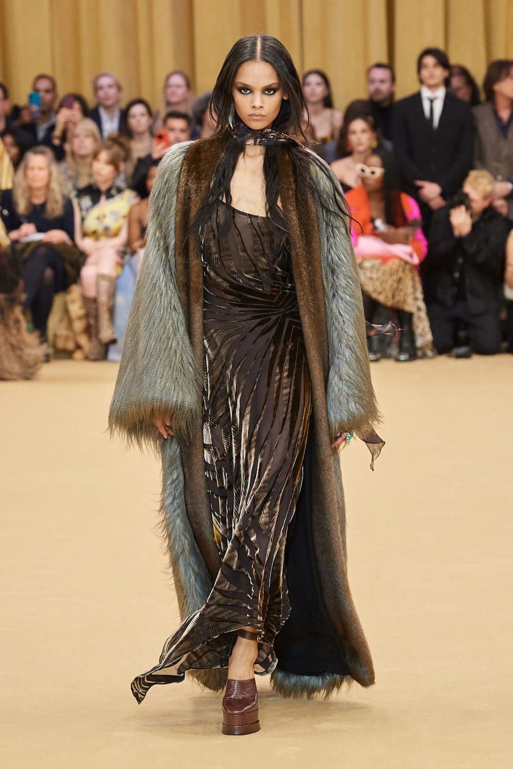 Roberto Cavalli Otoño Invierno 2023 2024 Milán Runway Magazine 20
