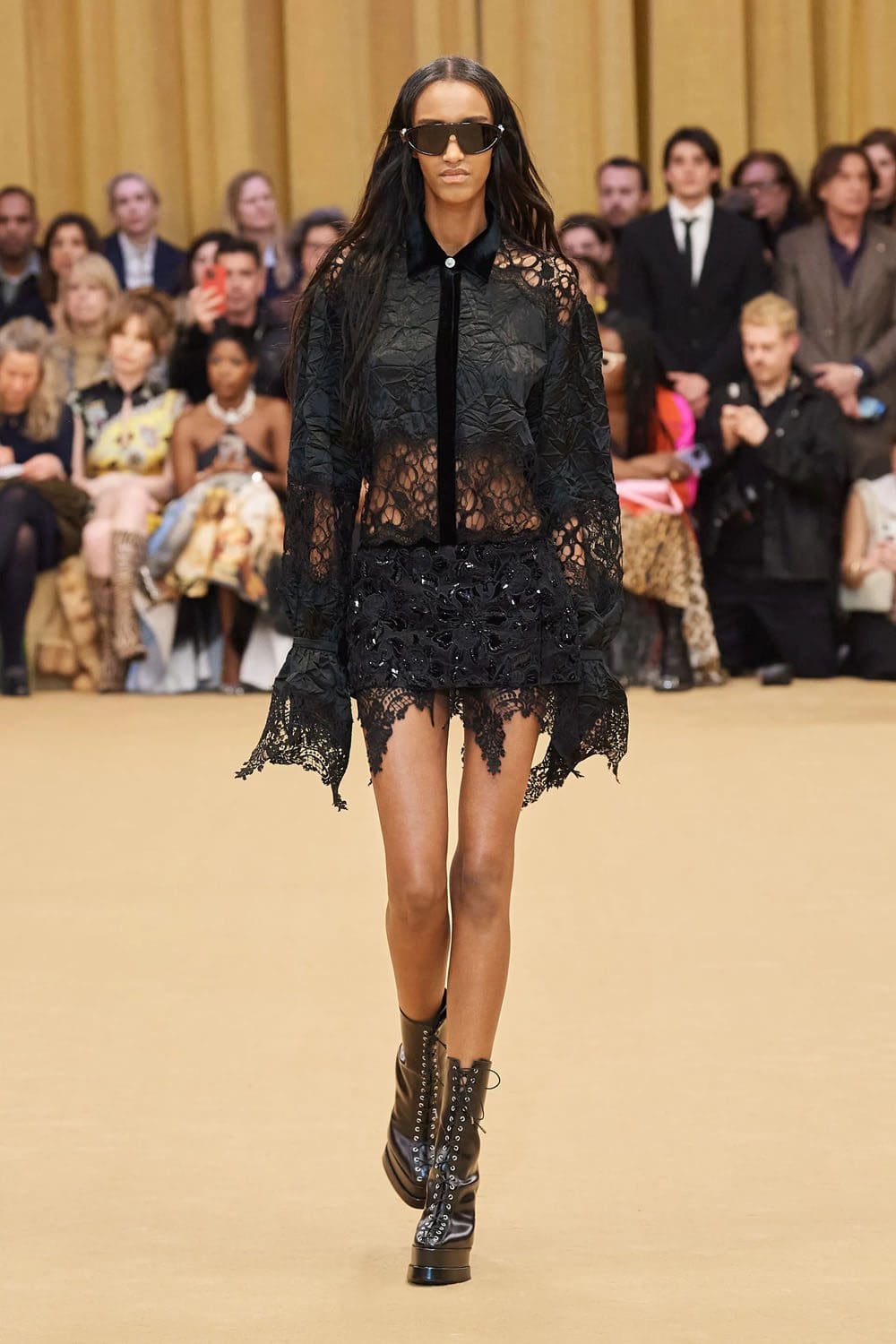 Roberto Cavalli Otoño Invierno 2023 2024 Milán Runway Magazine 44