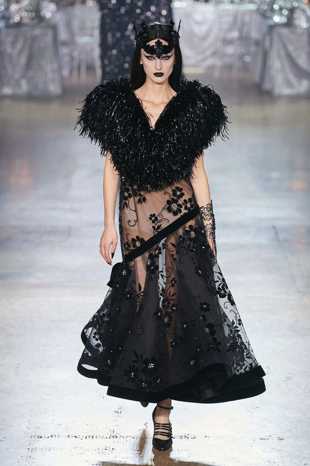 Rodarte Outono Inverno 2023 2024 New York Runway Revista 27