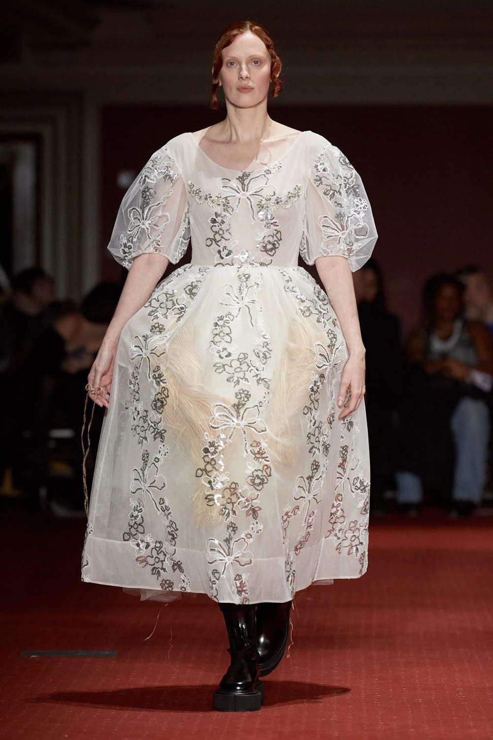 Simone Rocha Fall Winter 2023 2024 London Runway Magazine 27