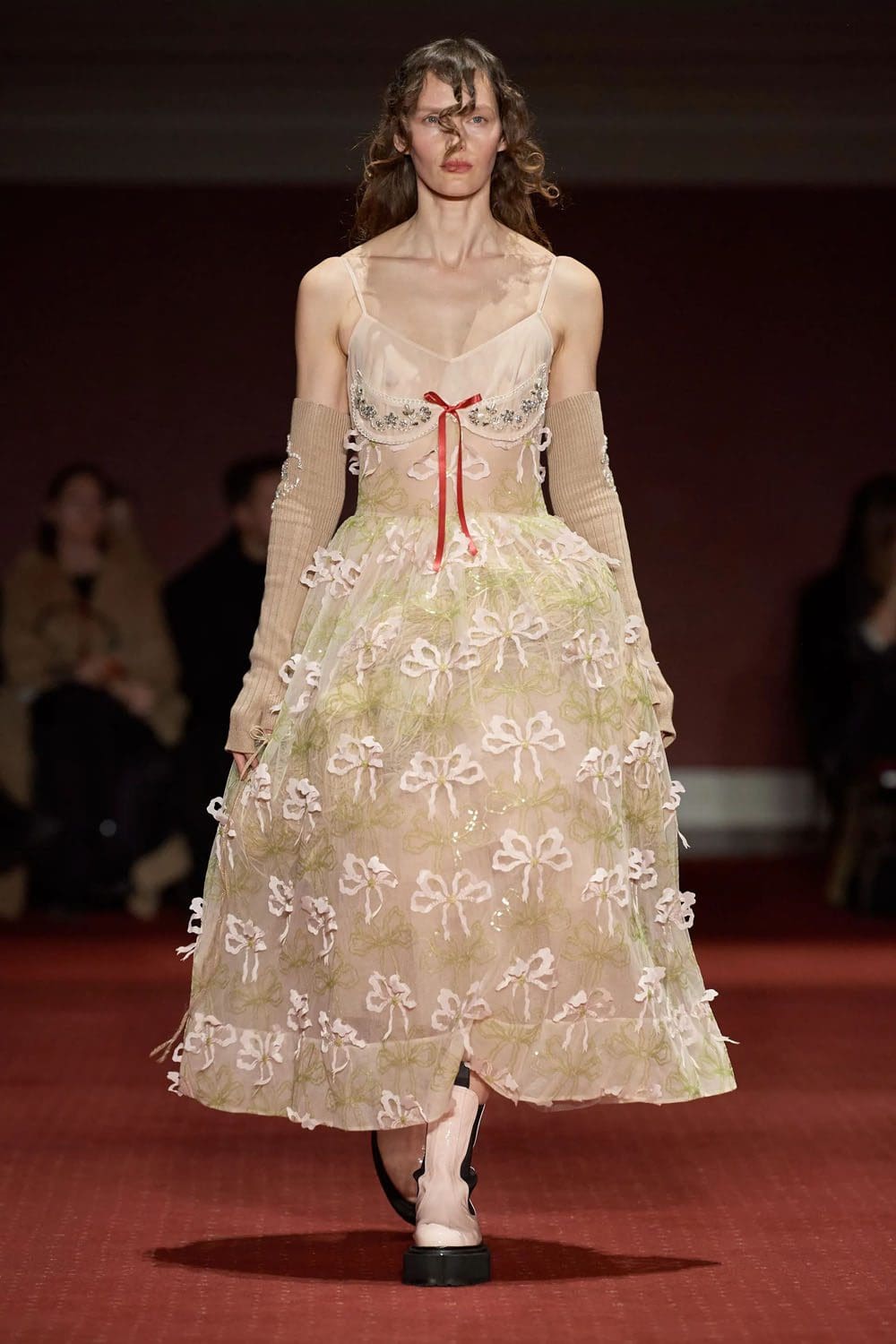 Simone Rocha Fall Winter 2023 2024 London Runway Magazine 31
