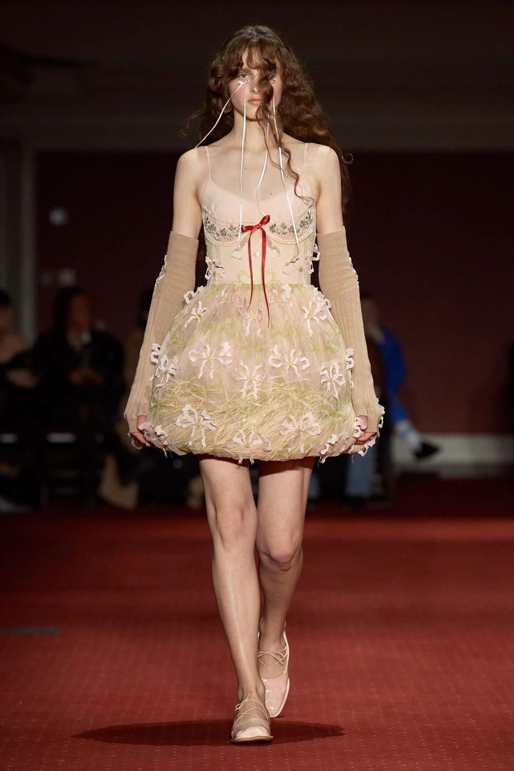 Simone Rocha Fall Winter 2023 2024 London Runway Magazine 32