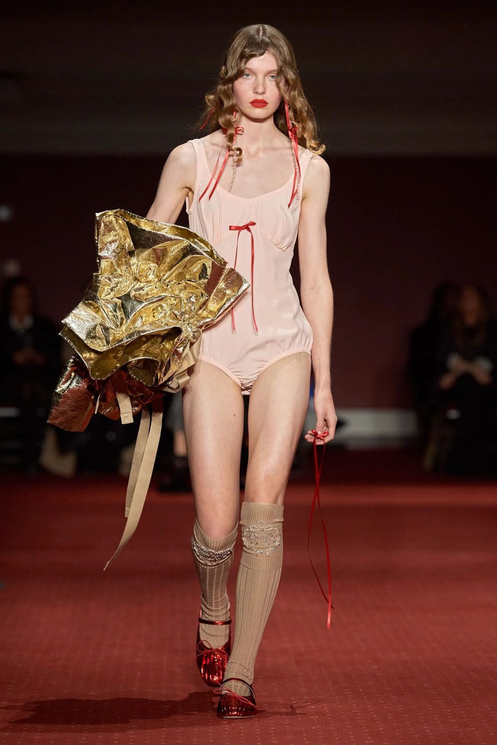 Simone Rocha Fall Winter 2023 2024 London Runway Magazine 34