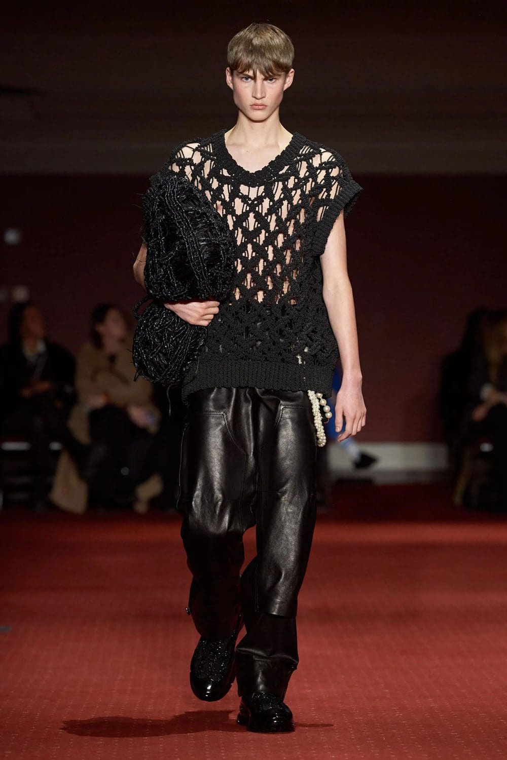 Simone Rocha Fall Winter 2023 2024 London Runway Magazine 37