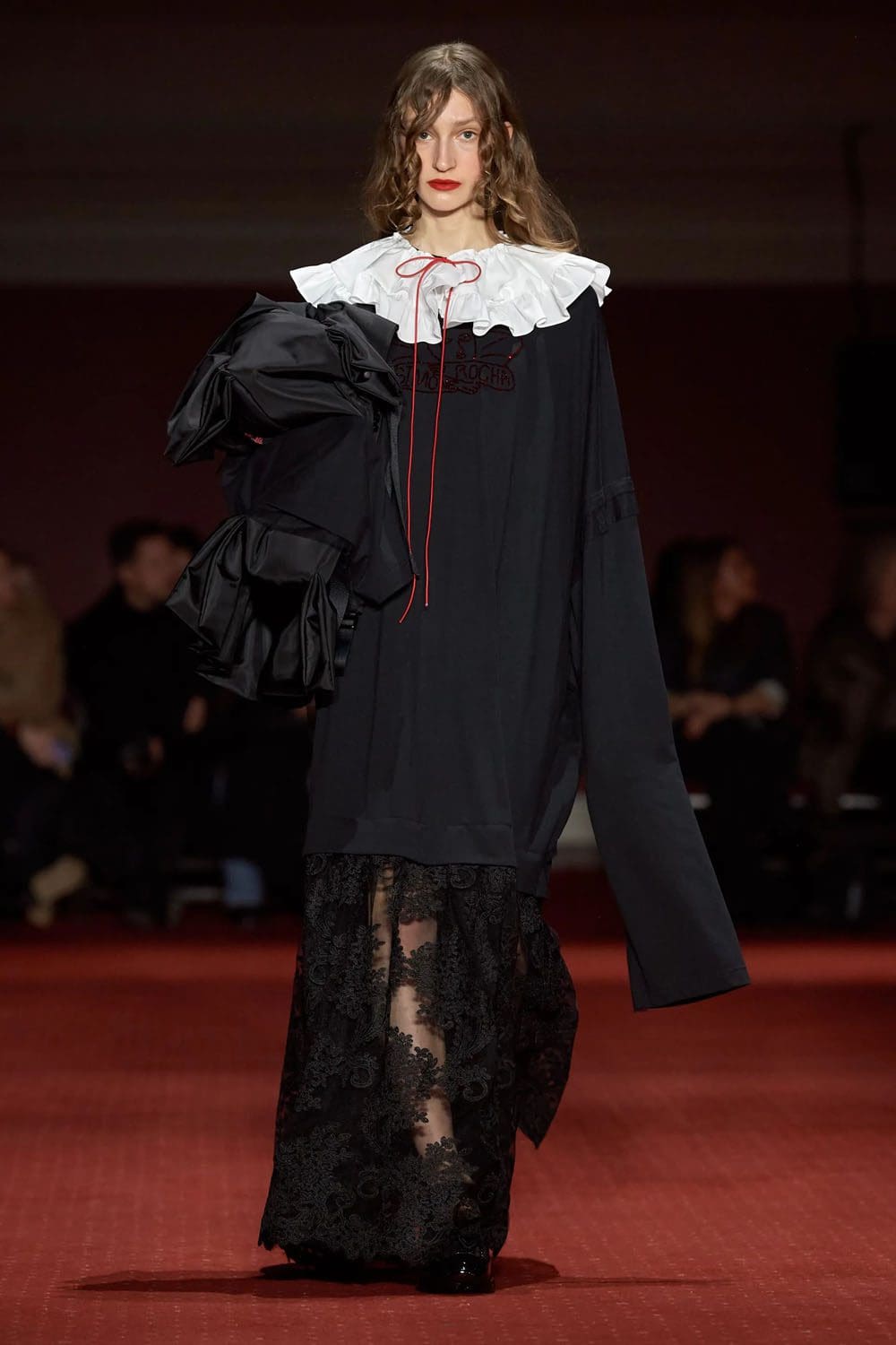 Simone Rocha Fall Winter 2023 2024 London Runway Magazine 46