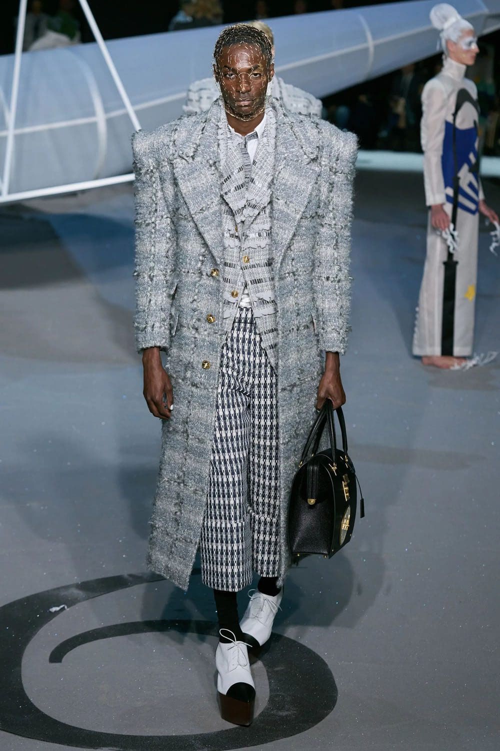 トム ブラウン 秋冬 2023 2024 Runway 雑誌18