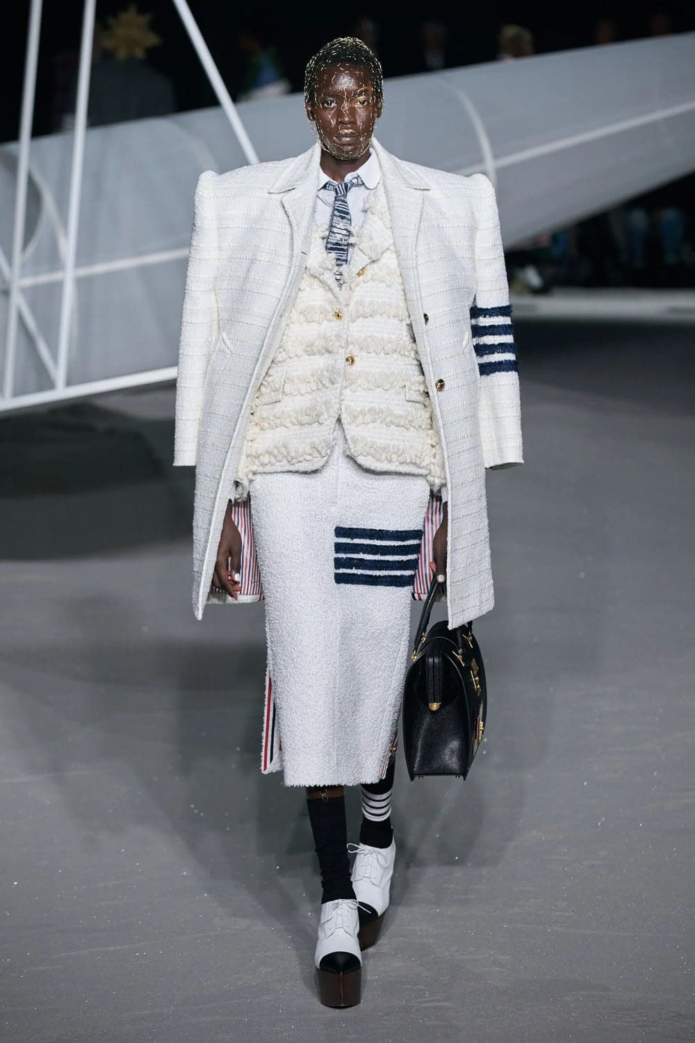 トム ブラウン 秋冬 2023 2024 Runway 雑誌31