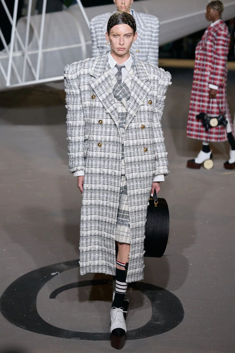 トム ブラウン 秋冬 2023 2024 Runway 雑誌40