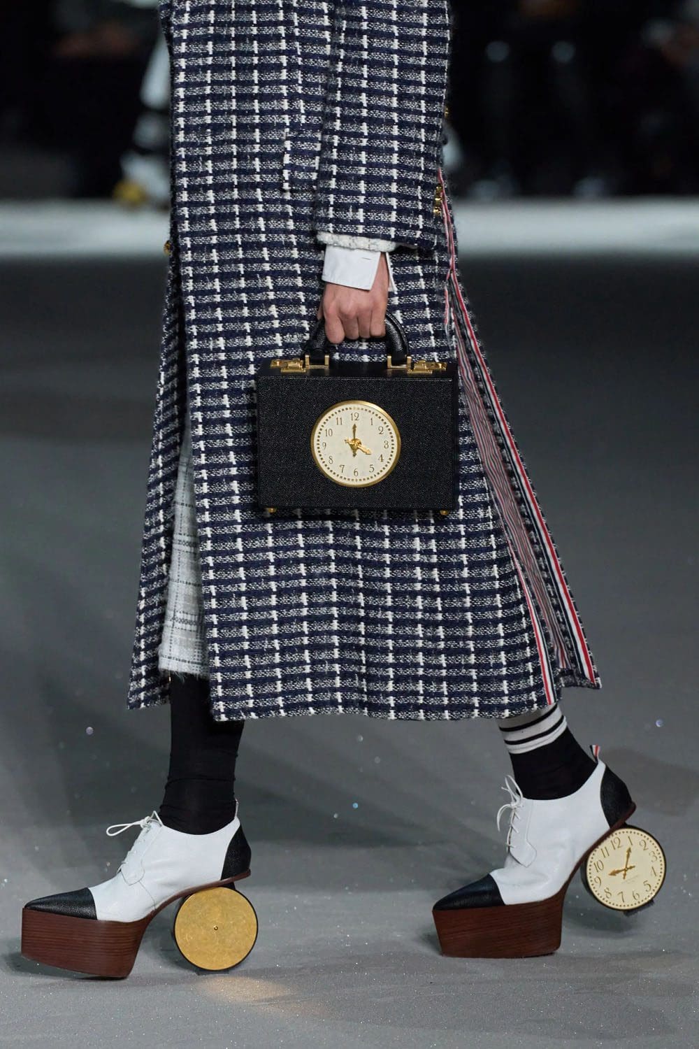 トム ブラウン 秋冬 2023 2024 Runway 雑誌63