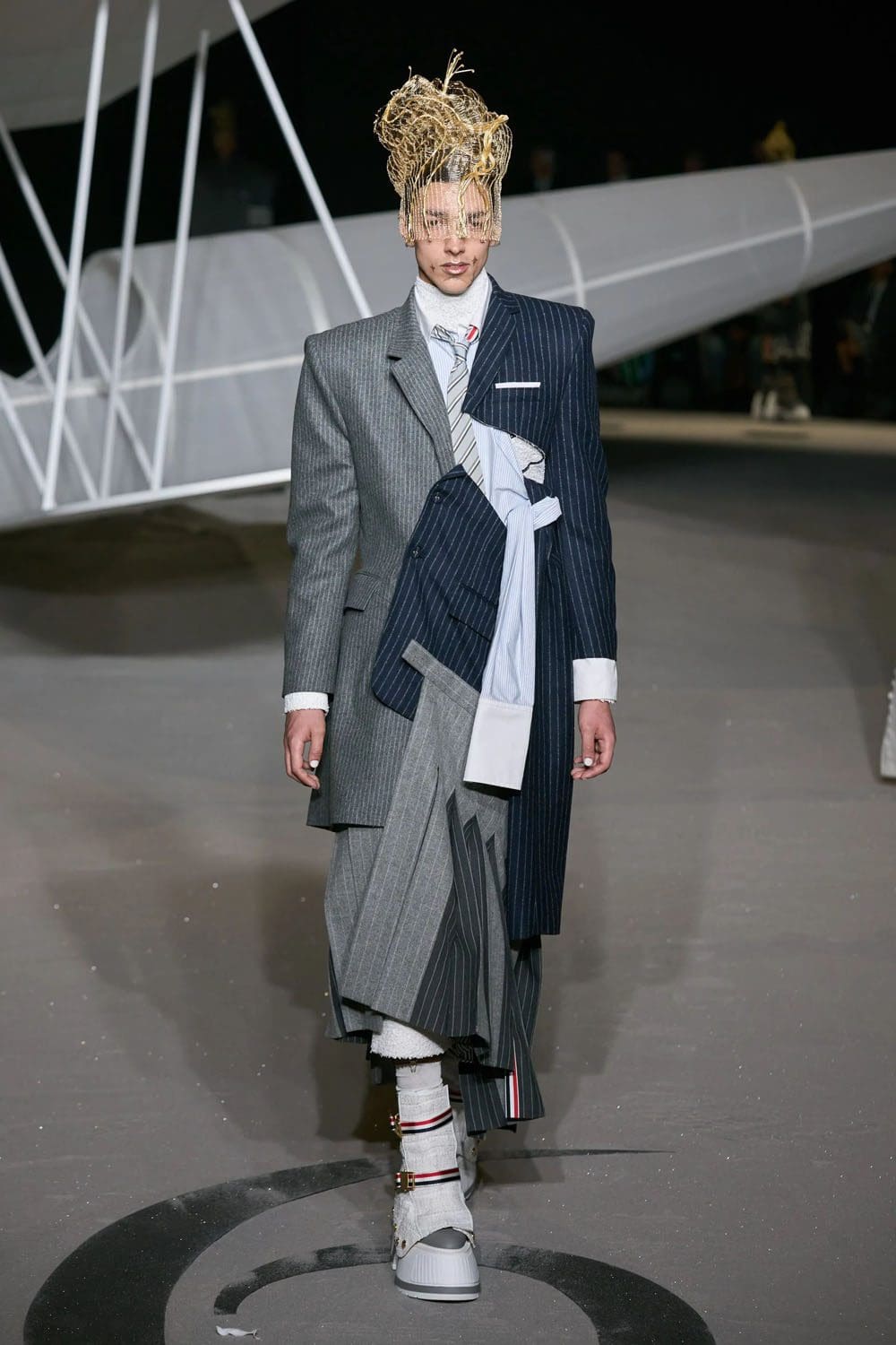 トム ブラウン 秋冬 2023 2024 Runway 雑誌65