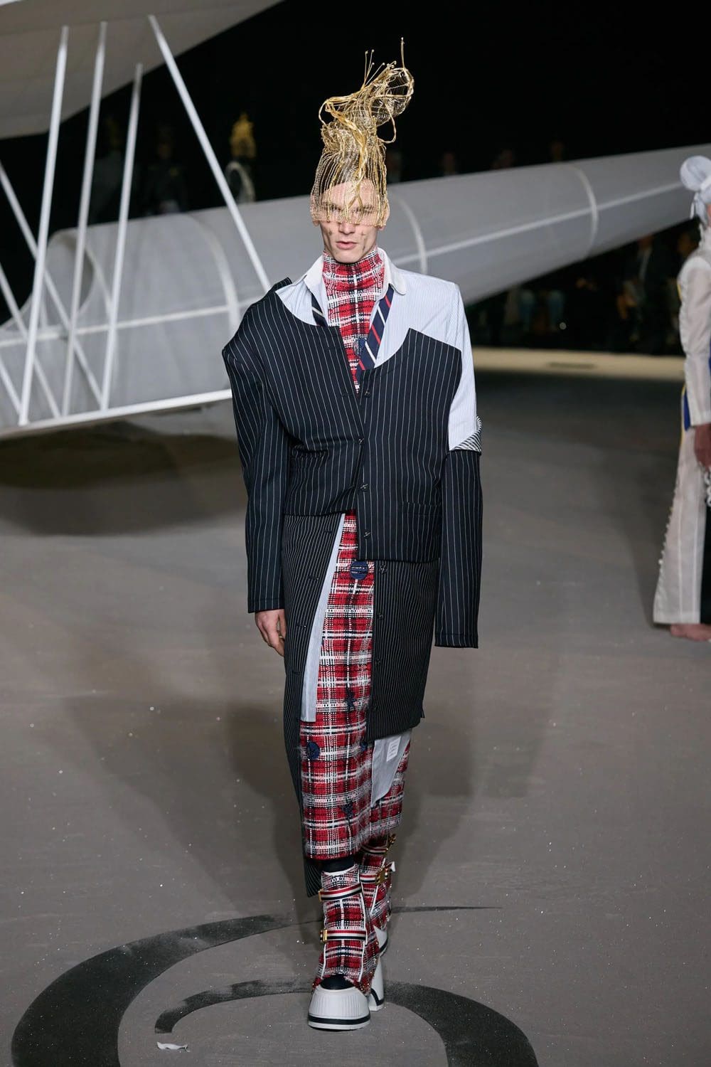 トム ブラウン 秋冬 2023 2024 Runway 雑誌69