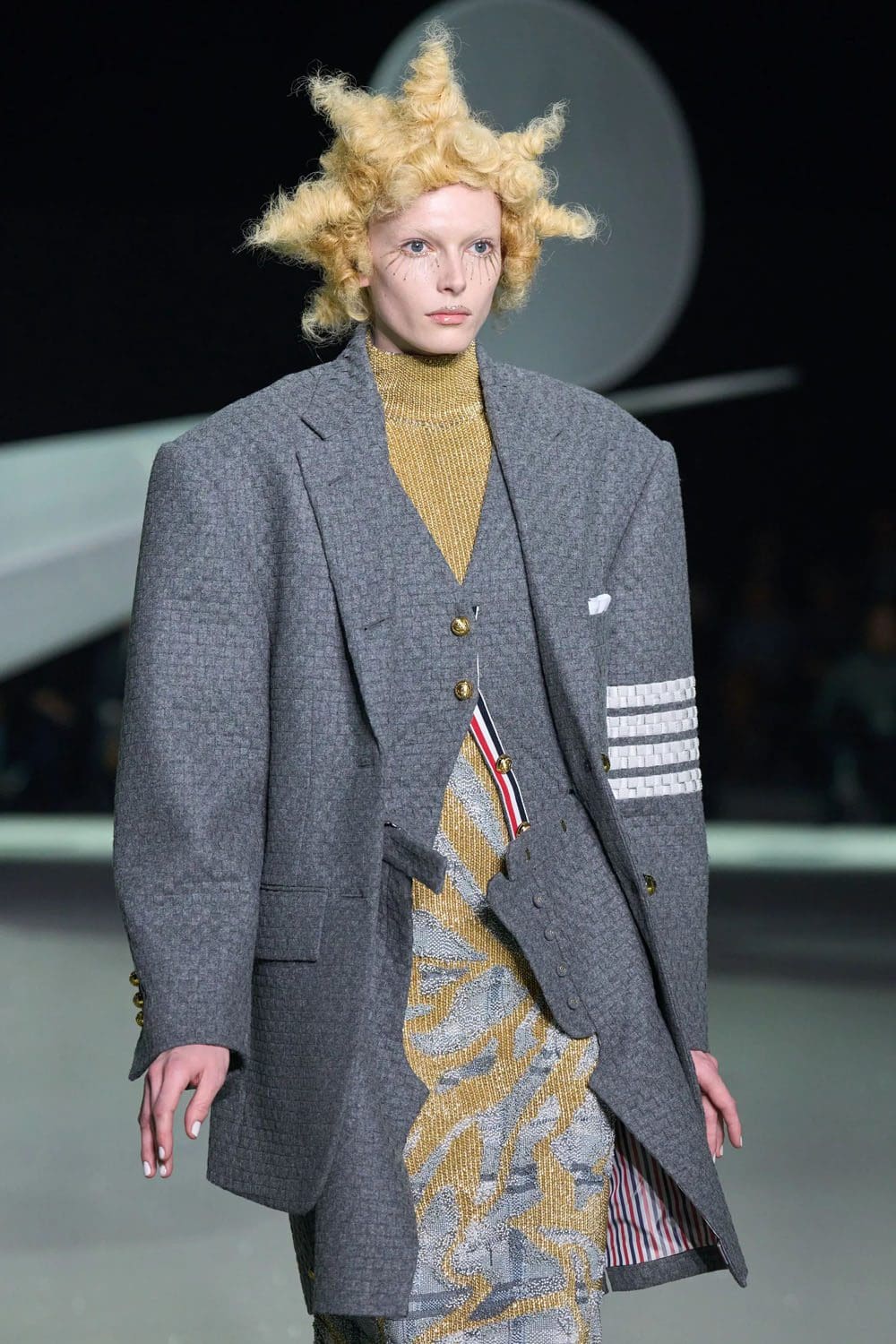 トム ブラウン 秋冬 2023 2024 Runway 雑誌7