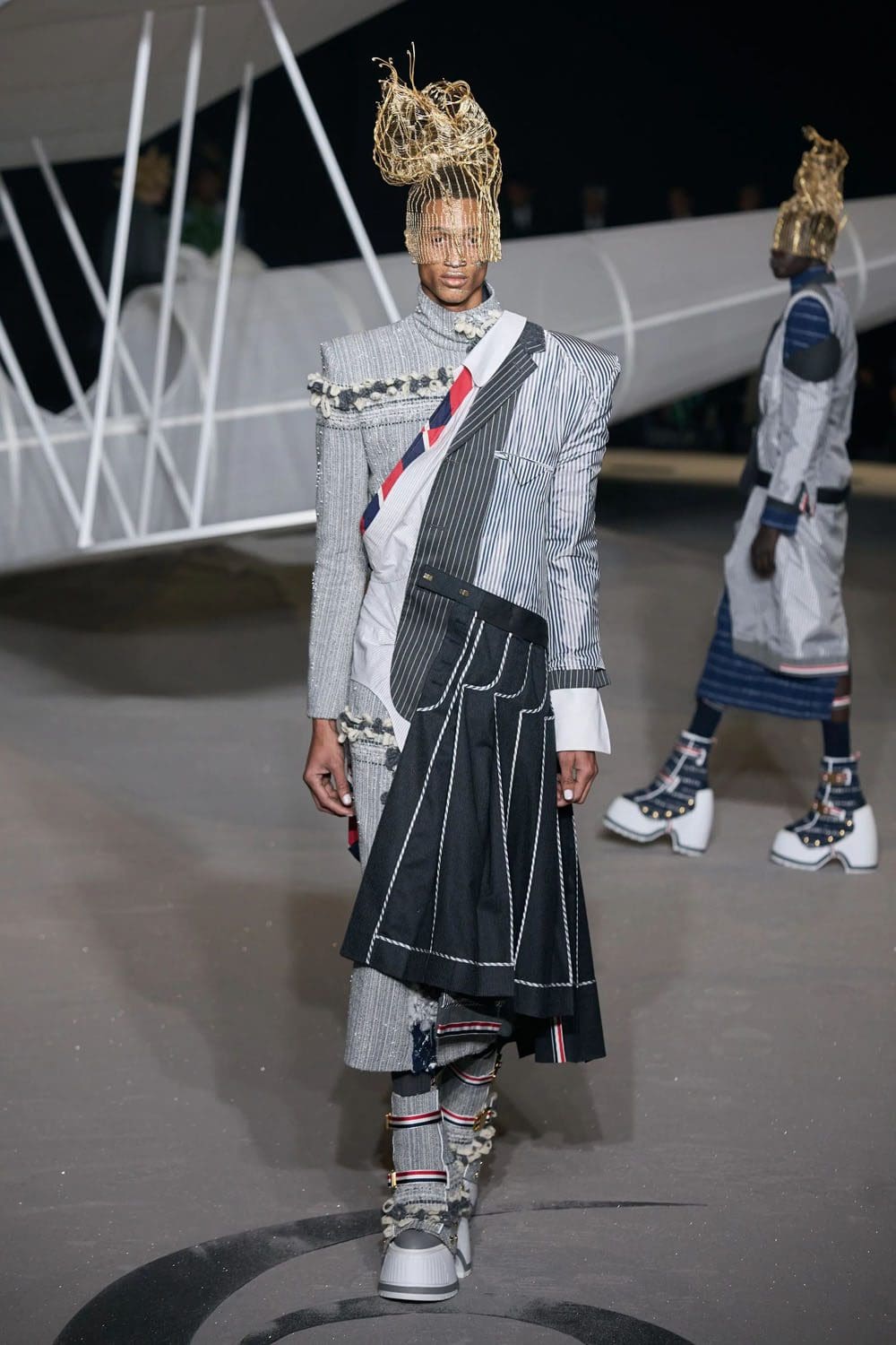 トム ブラウン 秋冬 2023 2024 Runway 雑誌77