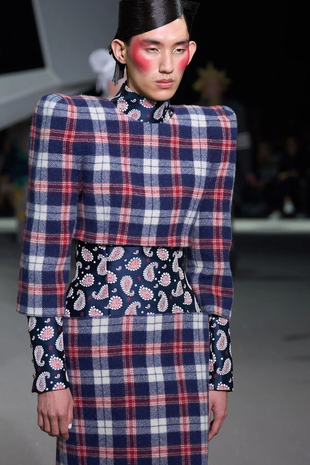 トム ブラウン 秋冬 2023 2024 Runway 雑誌88