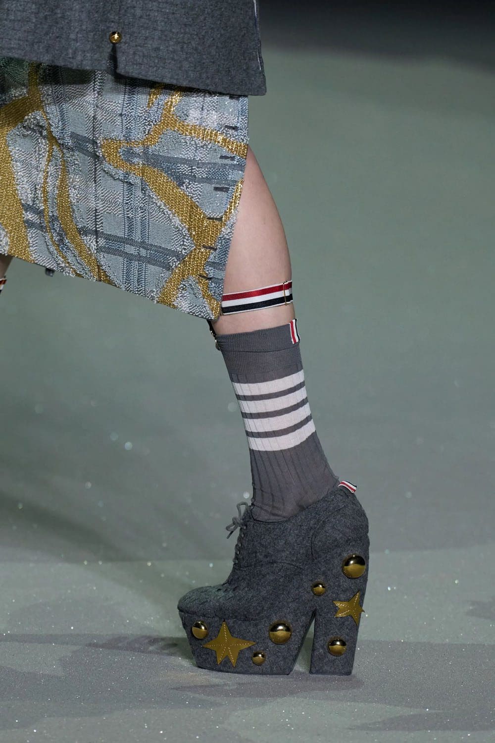 トム ブラウン 秋冬 2023 2024 Runway 雑誌9