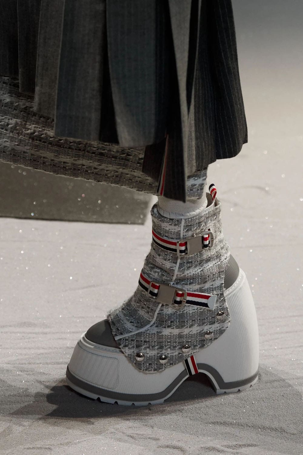 トム ブラウン 秋冬 2023 2024 Runway 雑誌91
