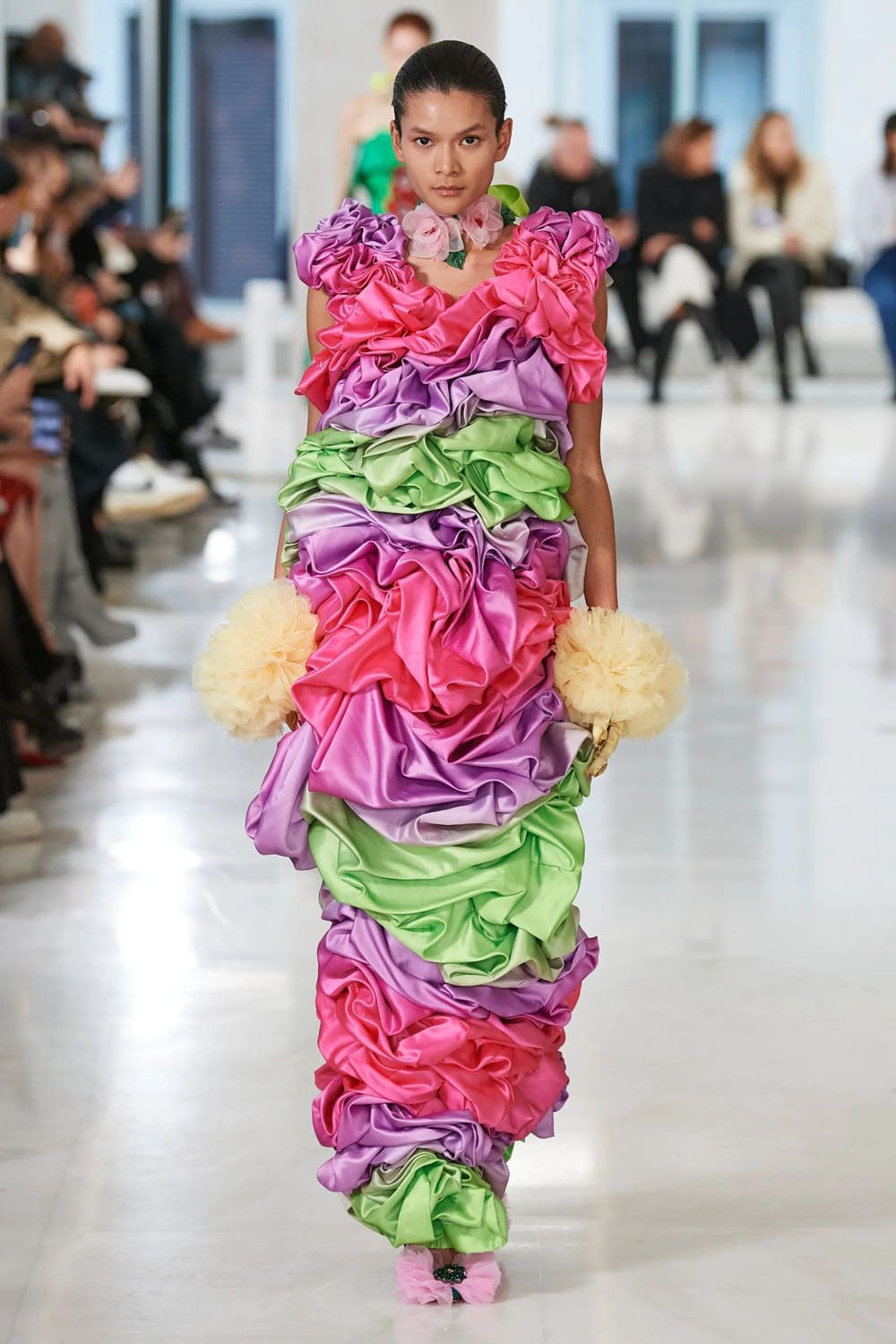 Tomo Koizumi Outono Inverno 2023 2024 Milan Runway Revista 10