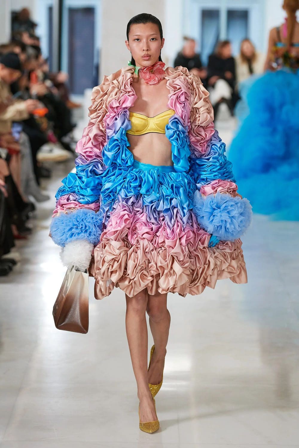 Tomo Koizumi Outono Inverno 2023 2024 Milan Runway Revista 7