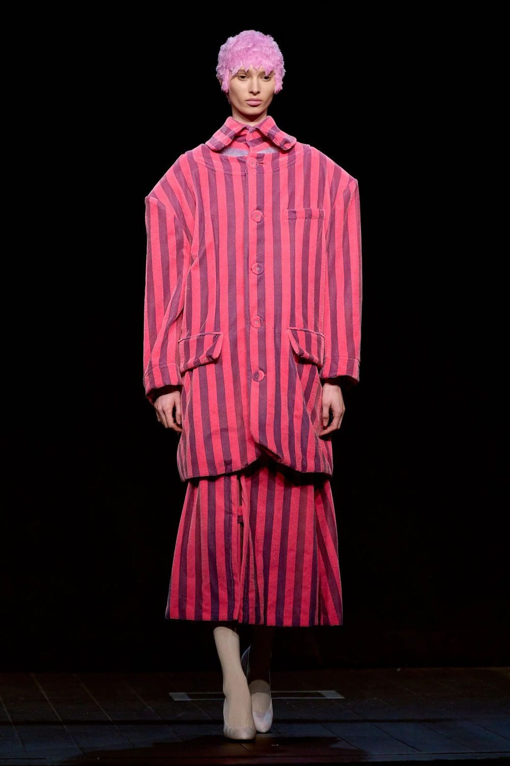 Anrealage Outono Inverno 2023 2024 Paris Runway Revista 13