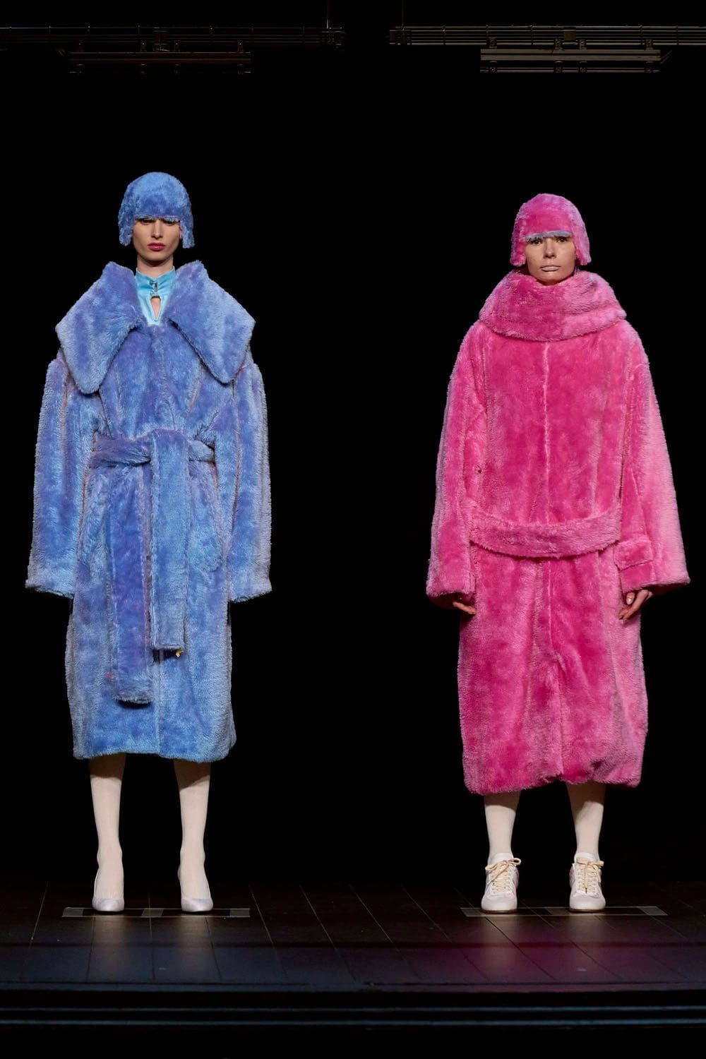 Anrealage Outono Inverno 2023 2024 Paris Runway Revista 21