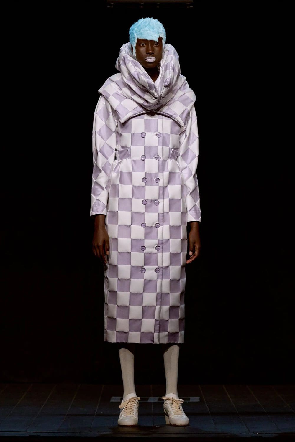 Anrealage Outono Inverno 2023 2024 Paris Runway Revista 4