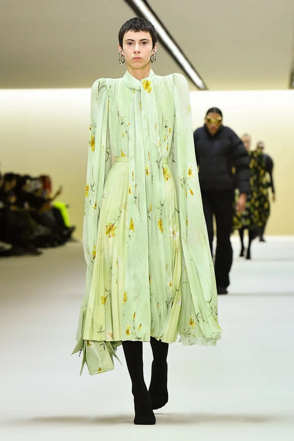 バレンシアガ 秋冬 2023 2024 Runway 雑誌27