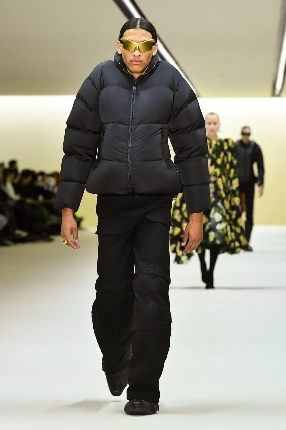 バレンシアガ 秋冬 2023 2024 Runway 雑誌28