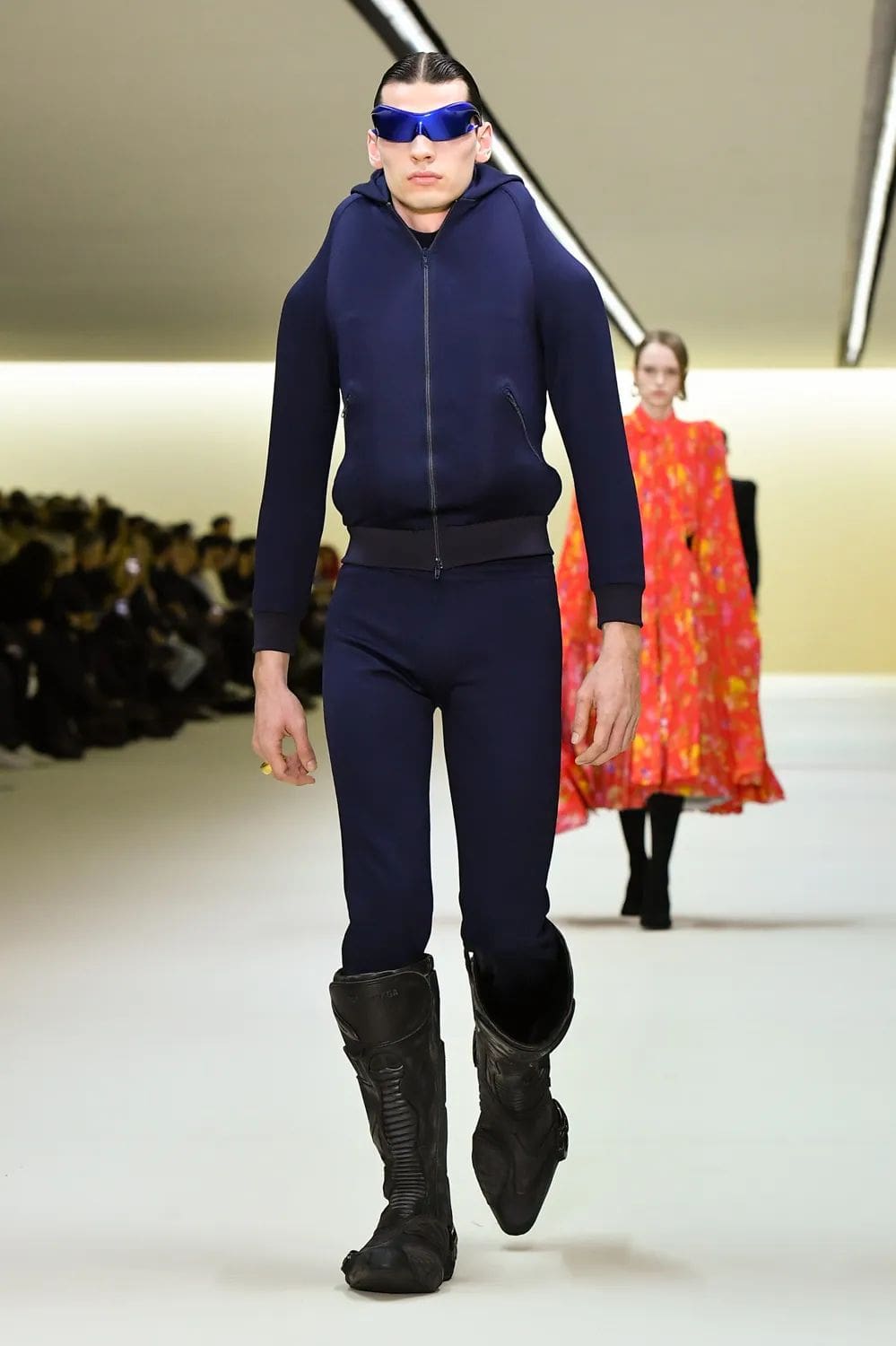 バレンシアガ 秋冬 2023 2024 Runway 雑誌34