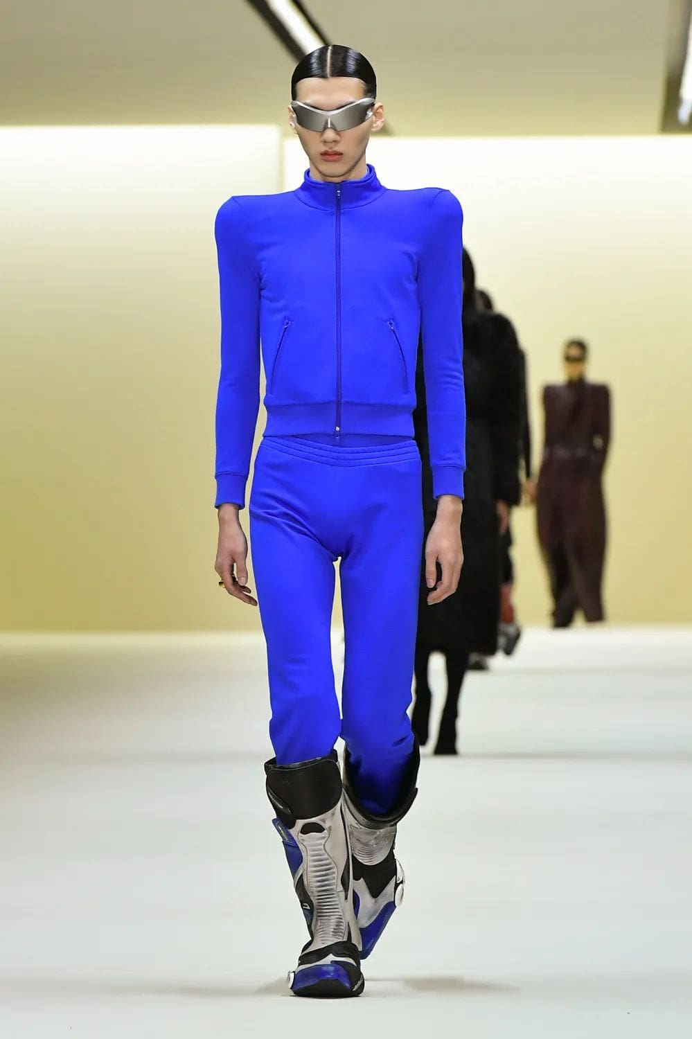 バレンシアガ 秋冬 2023 2024 Runway 雑誌40
