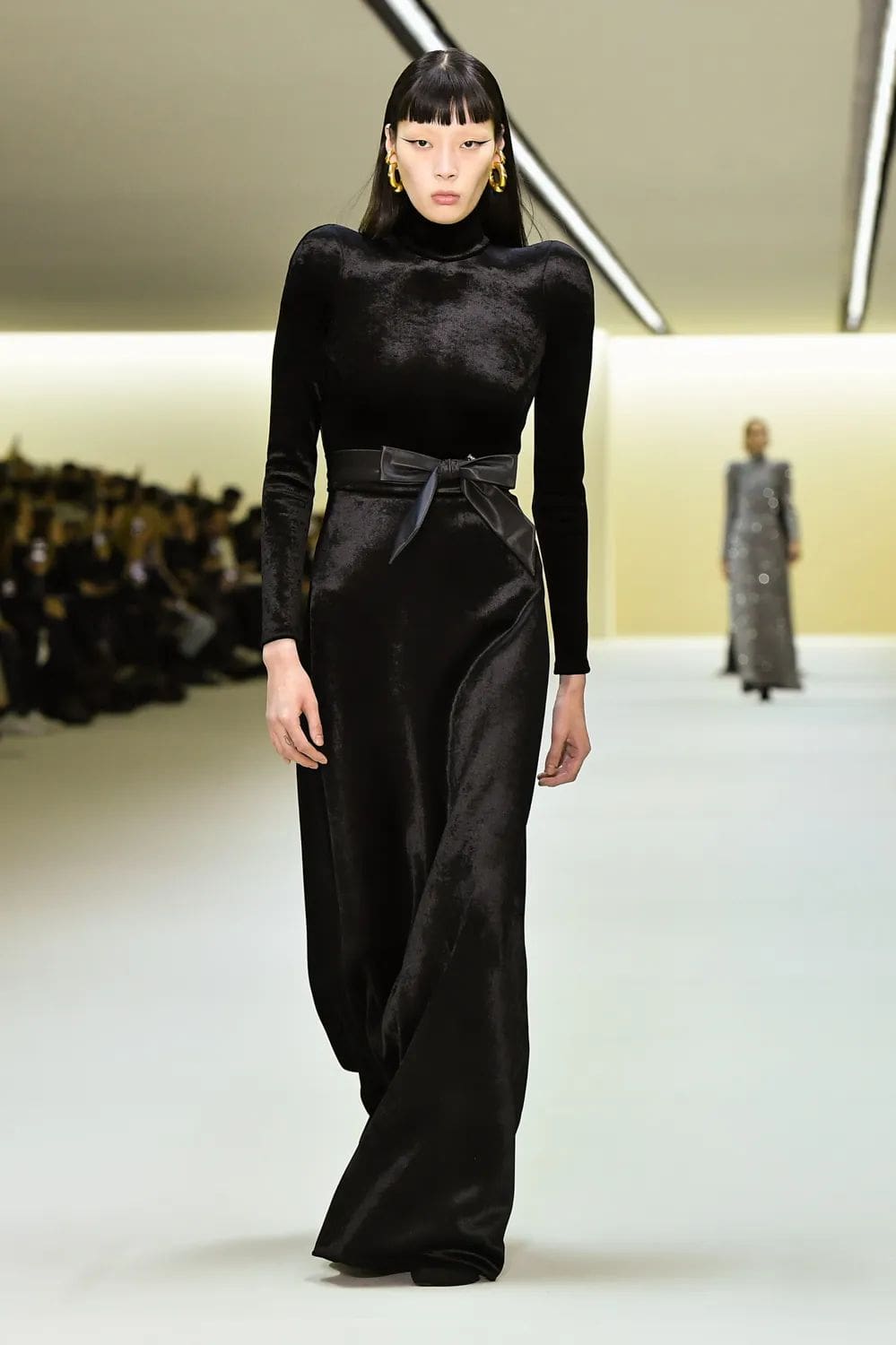 バレンシアガ 秋冬 2023 2024 Runway 雑誌48