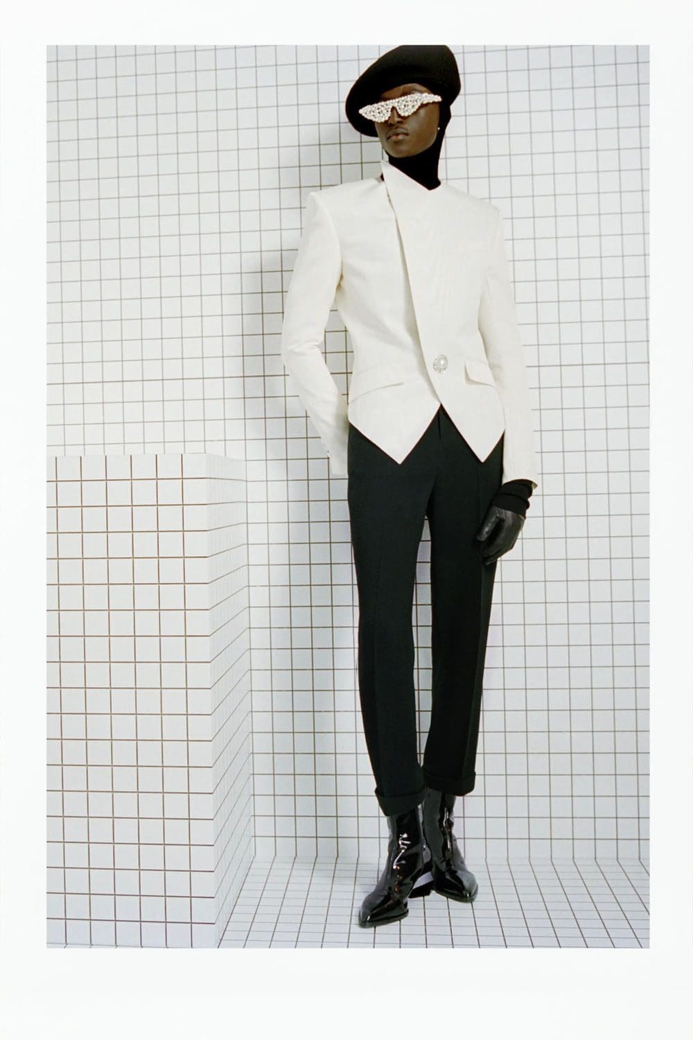 Balmain Fall 2023 Menswear by Olivier Rousteing Runway Magazine 12