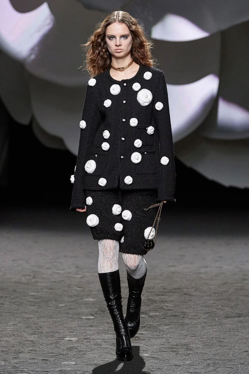 Chanel Fall Winter 2023 2024 Runway Magazine 16