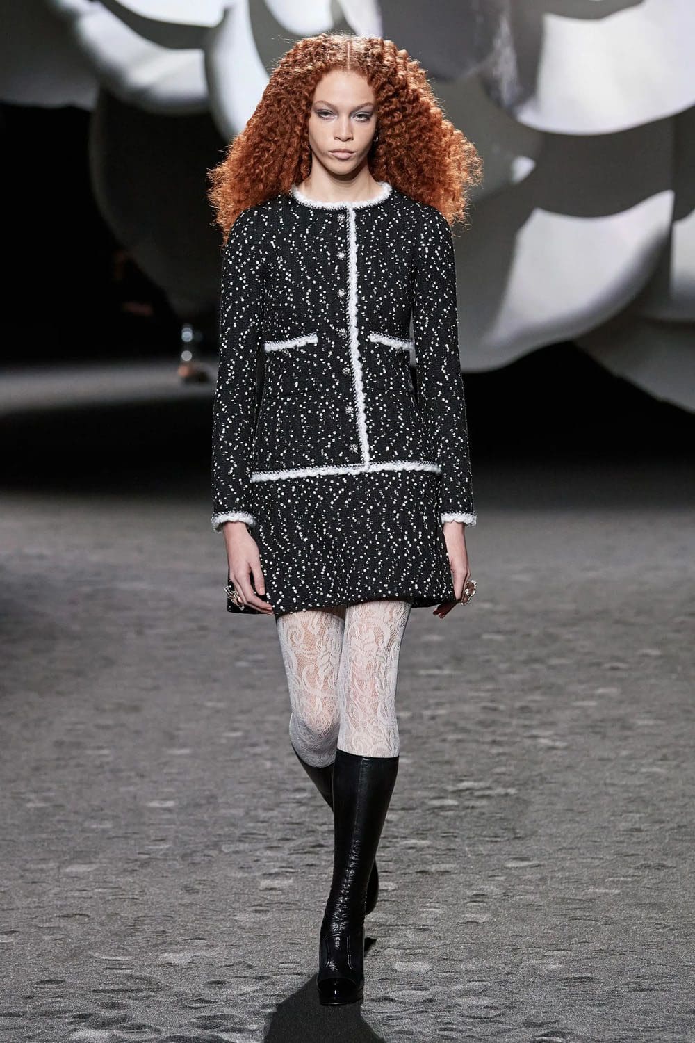 Chanel Fall Winter 2023 2024 Runway Magazine 24