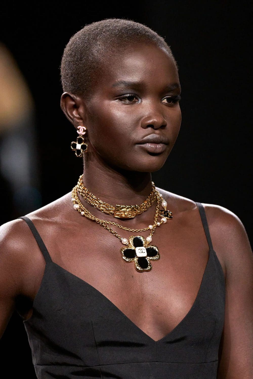 Chanel Fall Winter 2023 2024 Runway Magazine 27