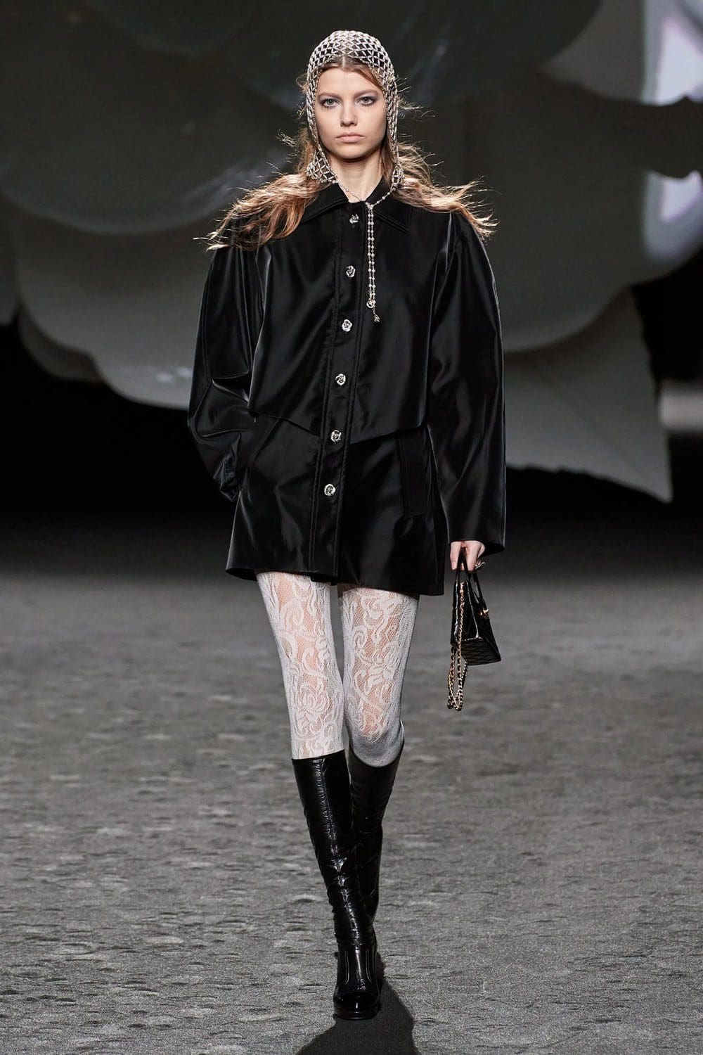 Chanel Fall Winter 2023 2024 Runway Magazine 37