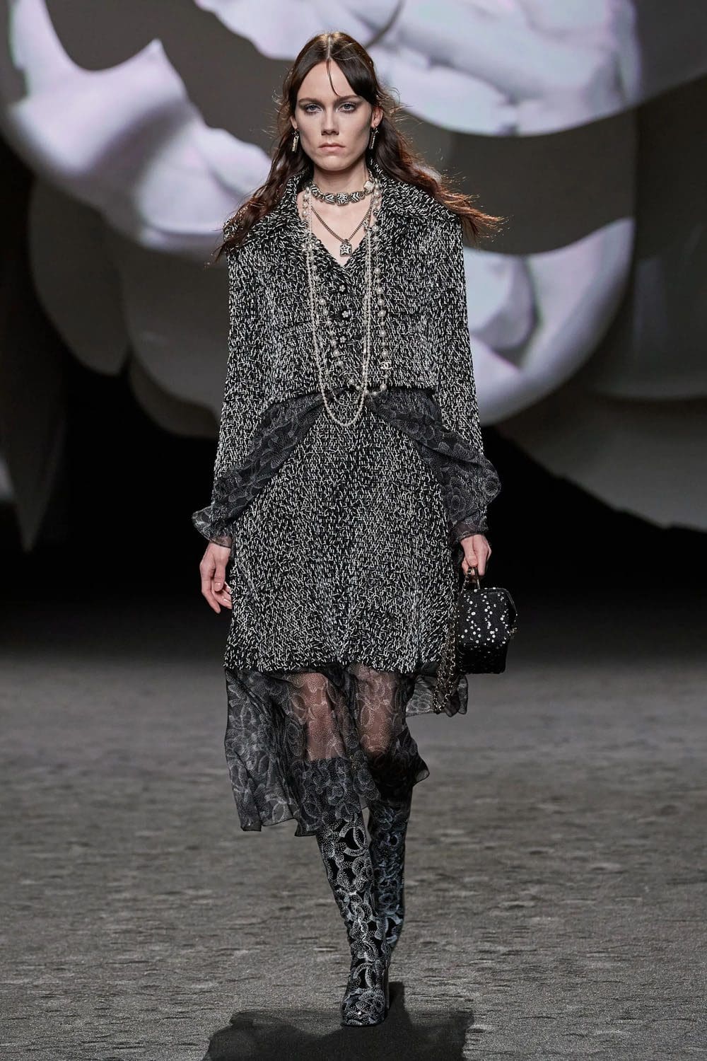 Chanel Fall Winter 2023 2024 Runway Magazine 47